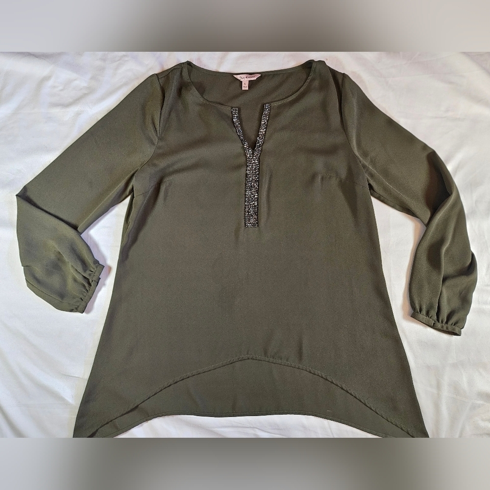 Juicy Couture Womens Green Semi Sheer Long Sleeve Embellished V-neck Top Size L